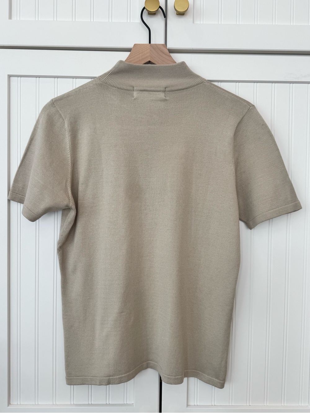 Embassy Row Short-Sleeve Mock Neck Sweater in Stone - Medium - Picture 5 of 5